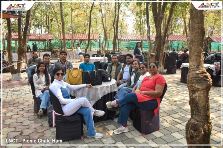 Smiles on the bus, beats on the floor, and memories everywhere 1