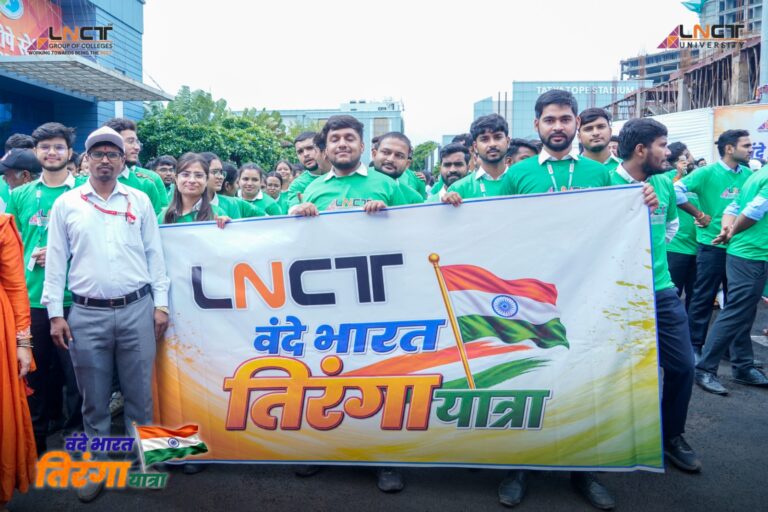 एलएनसीटी ग्रुप की भव्य ‘वंदे भारत तिरंगा यात्रा’ में 7,000+ छात्र-छात्राओं, शिक्षकों एवं कर्मचारियों ने उत्साह के साथ सहभागिता की 1