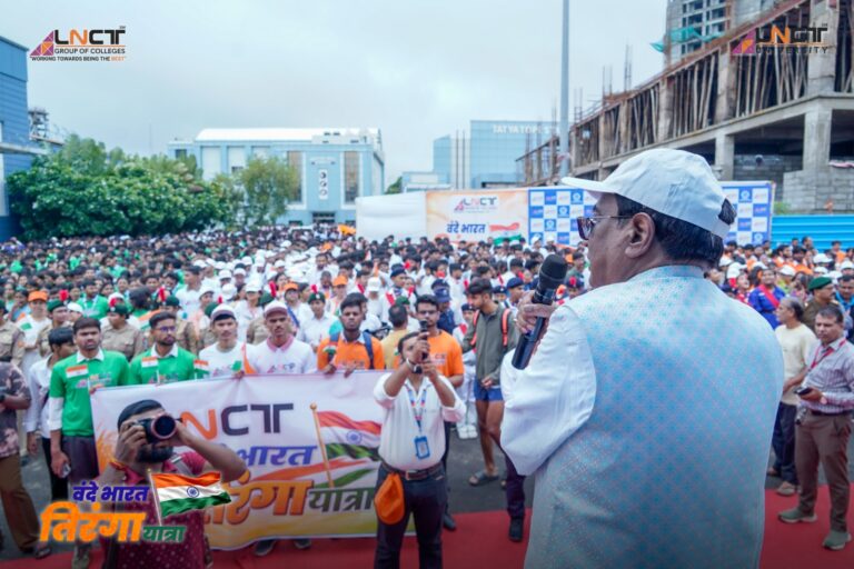 एलएनसीटी ग्रुप की भव्य ‘वंदे भारत तिरंगा यात्रा’ में 7,000+ छात्र-छात्राओं, शिक्षकों एवं कर्मचारियों ने उत्साह के साथ सहभागिता की 24