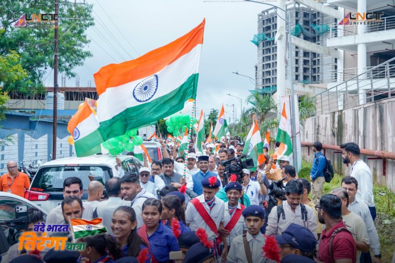 एलएनसीटी ग्रुप की भव्य ‘वंदे भारत तिरंगा यात्रा’ में 7,000+ छात्र-छात्राओं, शिक्षकों एवं कर्मचारियों ने उत्साह के साथ सहभागिता की 29