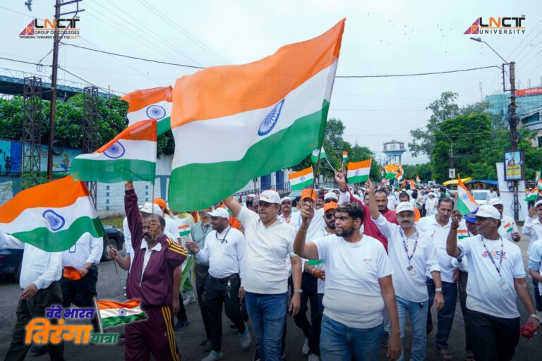 एलएनसीटी ग्रुप की भव्य ‘वंदे भारत तिरंगा यात्रा’ में 7,000+ छात्र-छात्राओं, शिक्षकों एवं कर्मचारियों ने उत्साह के साथ सहभागिता की 36