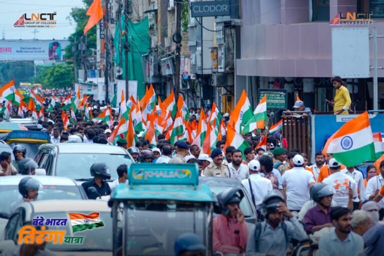 एलएनसीटी ग्रुप की भव्य ‘वंदे भारत तिरंगा यात्रा’ में 7,000+ छात्र-छात्राओं, शिक्षकों एवं कर्मचारियों ने उत्साह के साथ सहभागिता की 51