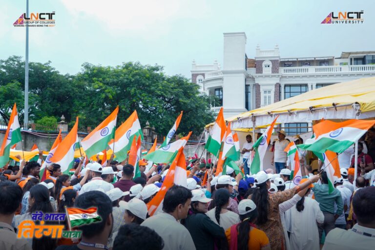 एलएनसीटी ग्रुप की भव्य ‘वंदे भारत तिरंगा यात्रा’ में 7,000+ छात्र-छात्राओं, शिक्षकों एवं कर्मचारियों ने उत्साह के साथ सहभागिता की 55